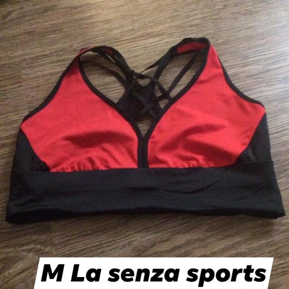 Sports bra